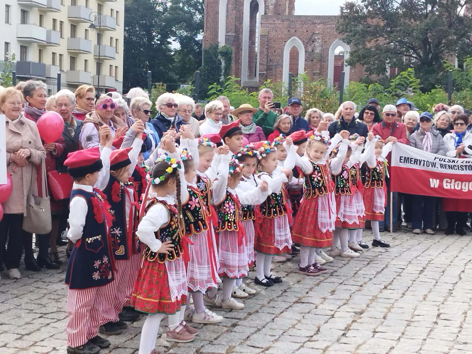Głogowska Seniorada – występ grupy Iskierki
