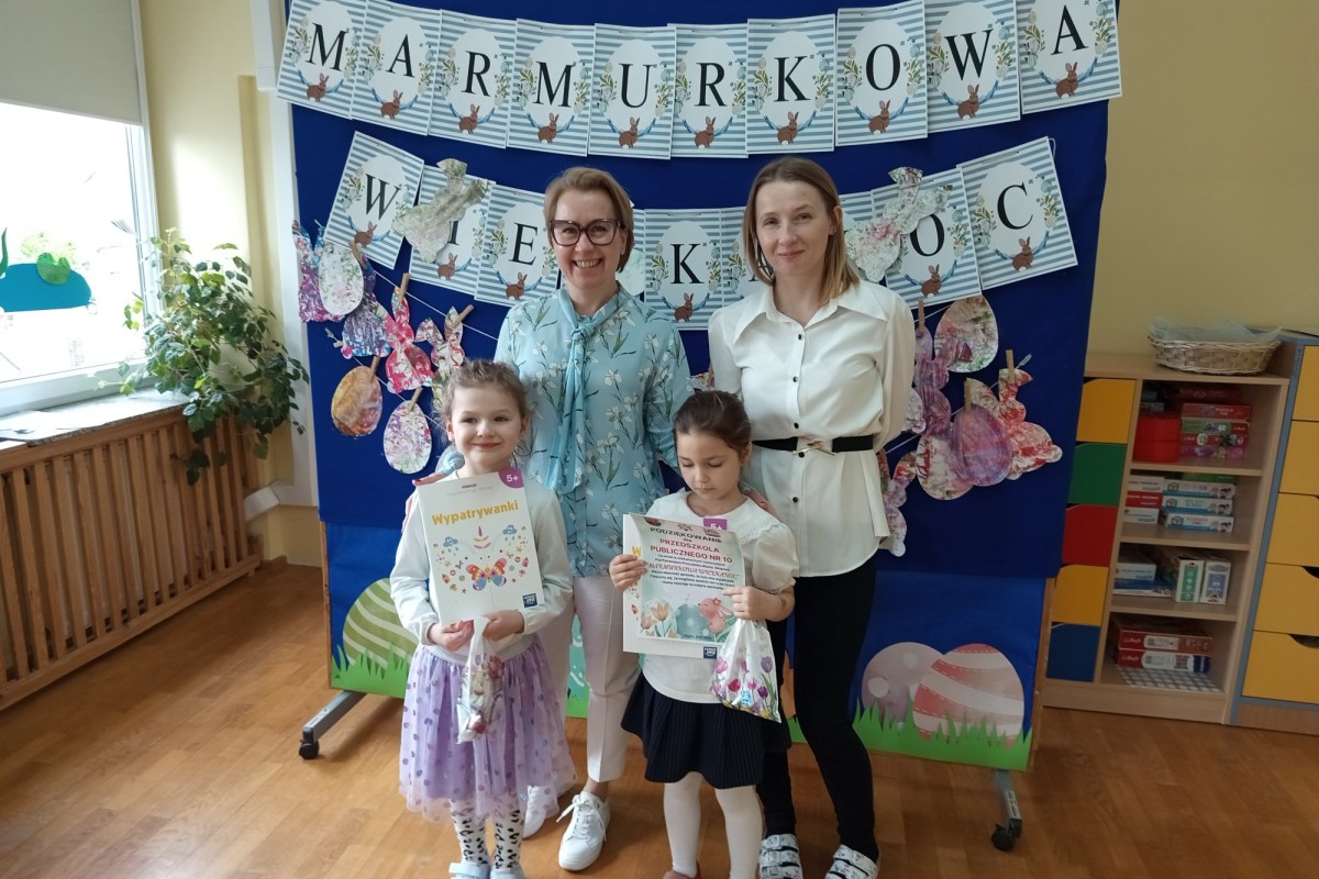  Dwie dorosłe kobiety i dw...